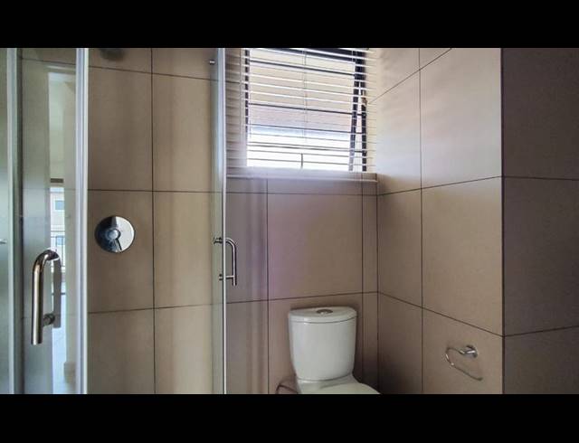 1 BEDROOM TOWNHOUSE FOR SALE IN LILIANTON